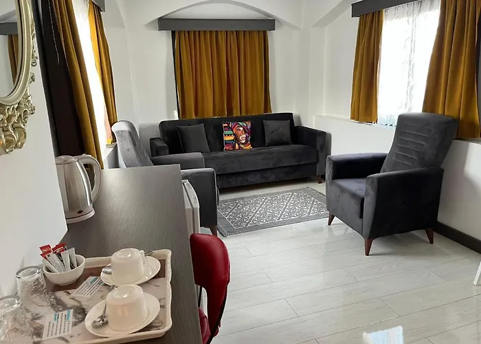 Tiana Boutique Hotel apartamentowy 3*